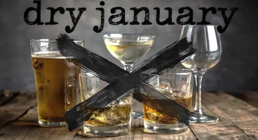 Glas Bier, Whiskey und Sekt mit schwarzem Kreuz. Der Text "dry january" steht darüber.