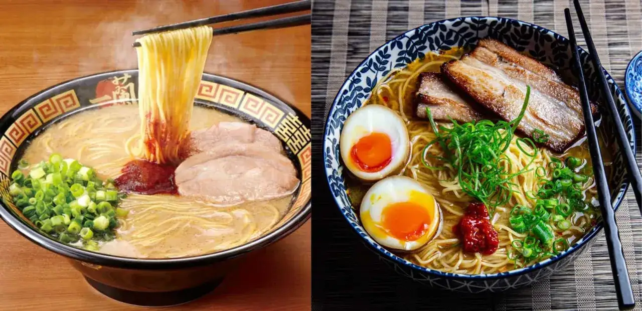 Zwei Sch&uuml;sseln mit dampfendem Ramen: Nudeln, Fleisch, Eier und Fr&uuml;hlingszwiebeln. Was ist Ramen? Eine k&ouml;stliche japanische Nudelsuppe.